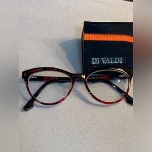 Di Valdi women’s eyeglasses